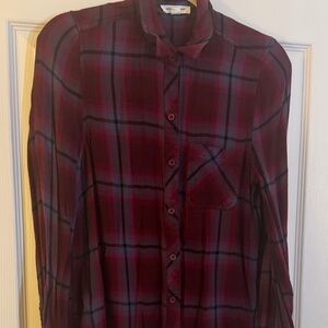 beachlunchlounge Red and Black Plaid Button-Down Shirt